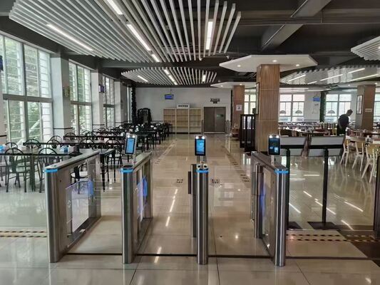Comprar Puerta de seguridad anti-colisión de alta velocidad con barrera abatible para uso en guarderías infantiles online manufacture