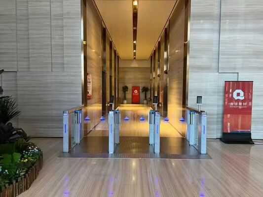 comprar Torniquete de alta velocidad con reconocimiento facial, material de aluminio, lector de códigos QR RFID, puerta de entrada de seguridad automática online manufacture