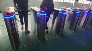 Control de acceso de la puerta del torniquete del trípode